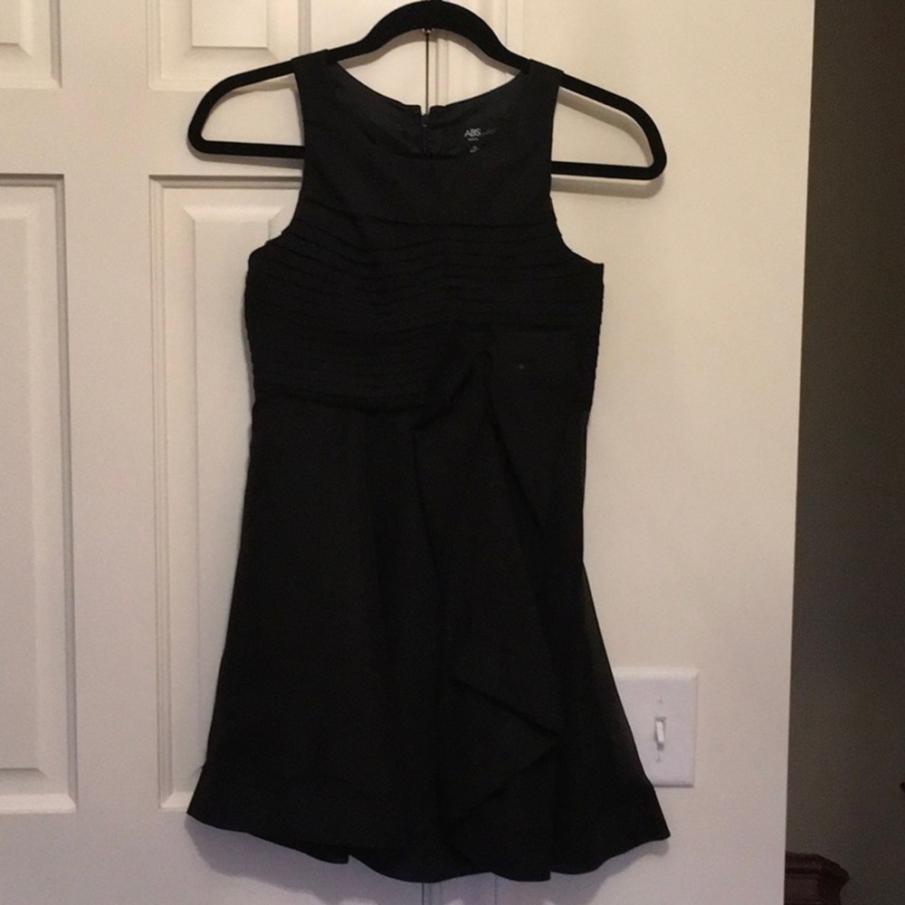 Beautiful black dress